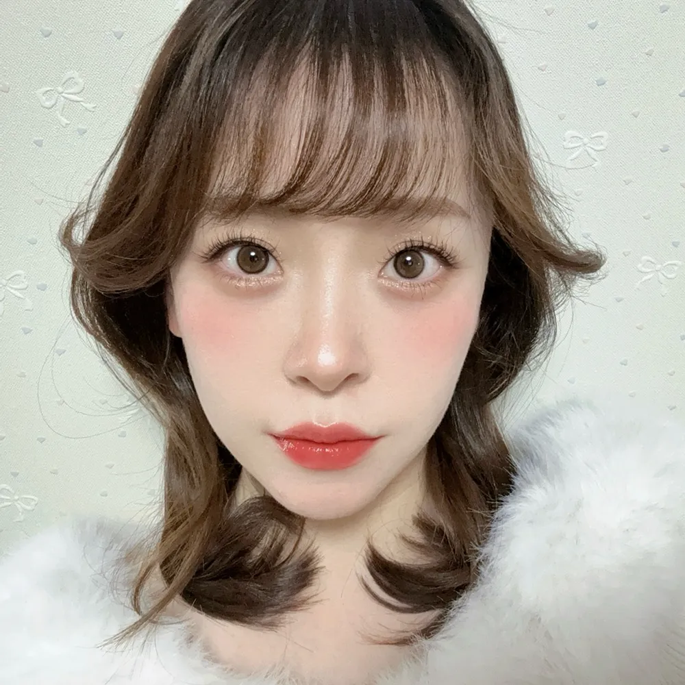 ReVIA 1day COLOR(レヴィア ワンデー カラー)：ピュアグロー着用