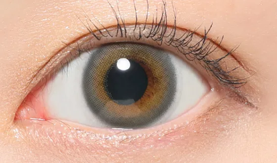 レヴィア ワンデー プライベート03着用画像